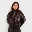 Doudoune cropped similicuir col montant marron fonc&eacute; femme