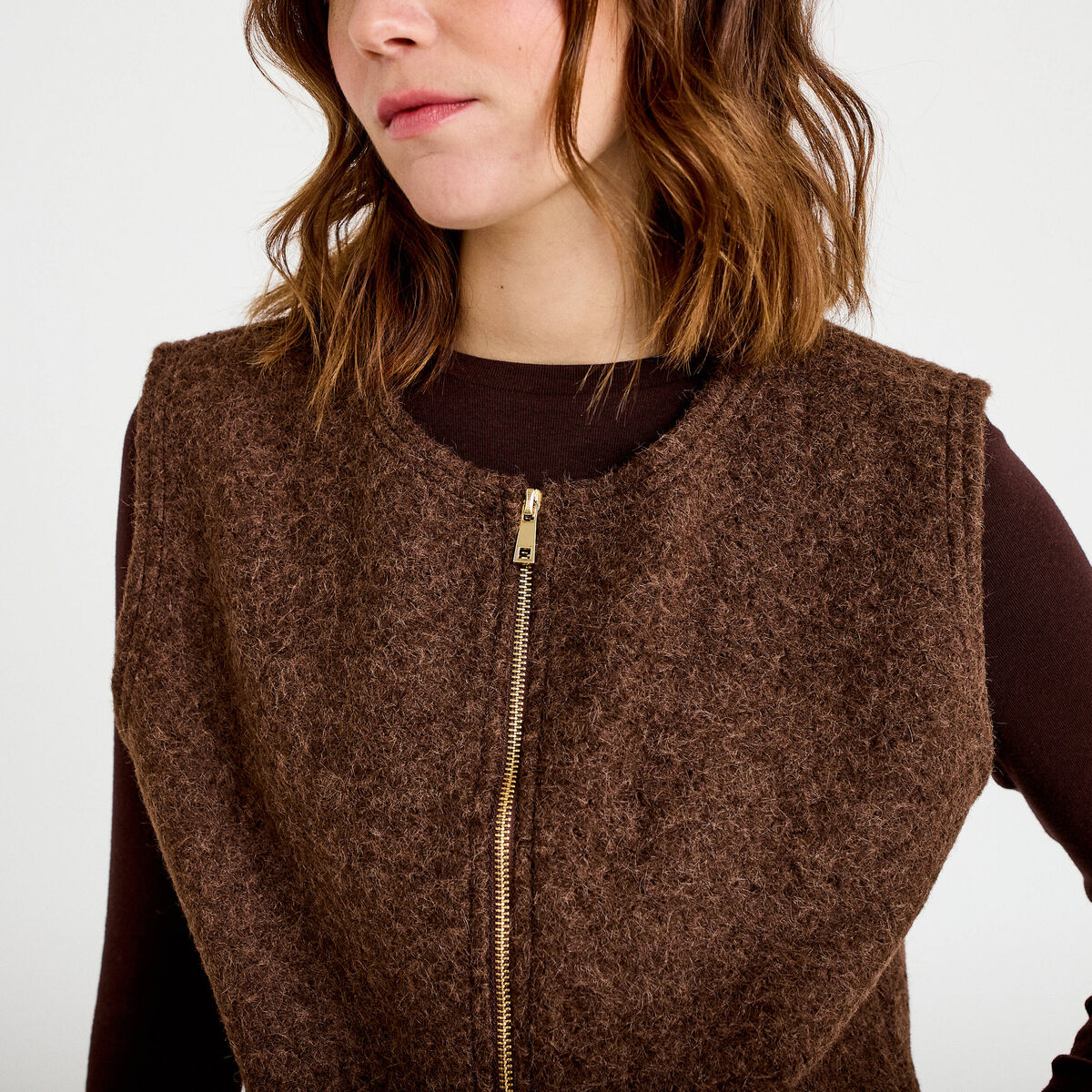 Veste sans manches effet polaire marron fonc&eacute; femme