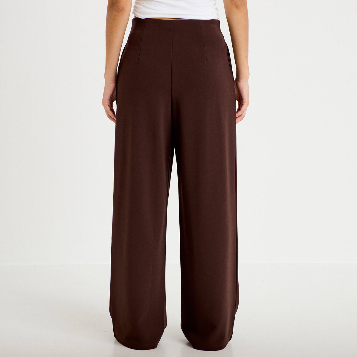 Pantalon bootcut avec ceinture marron fonc&eacute; femme