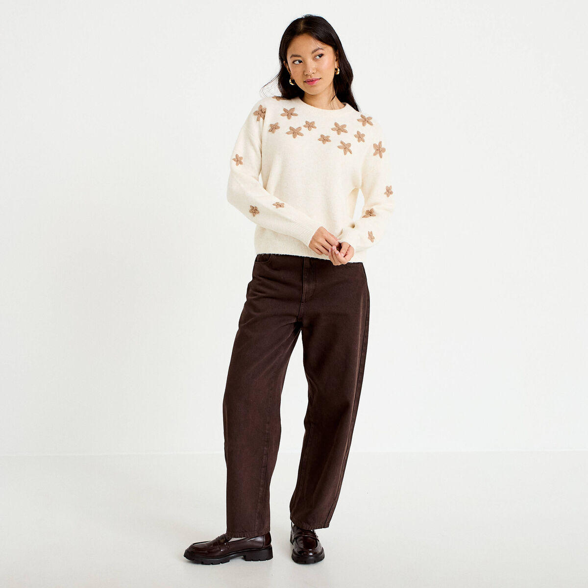 Pull oversize brod&eacute; manches longues ecru femme