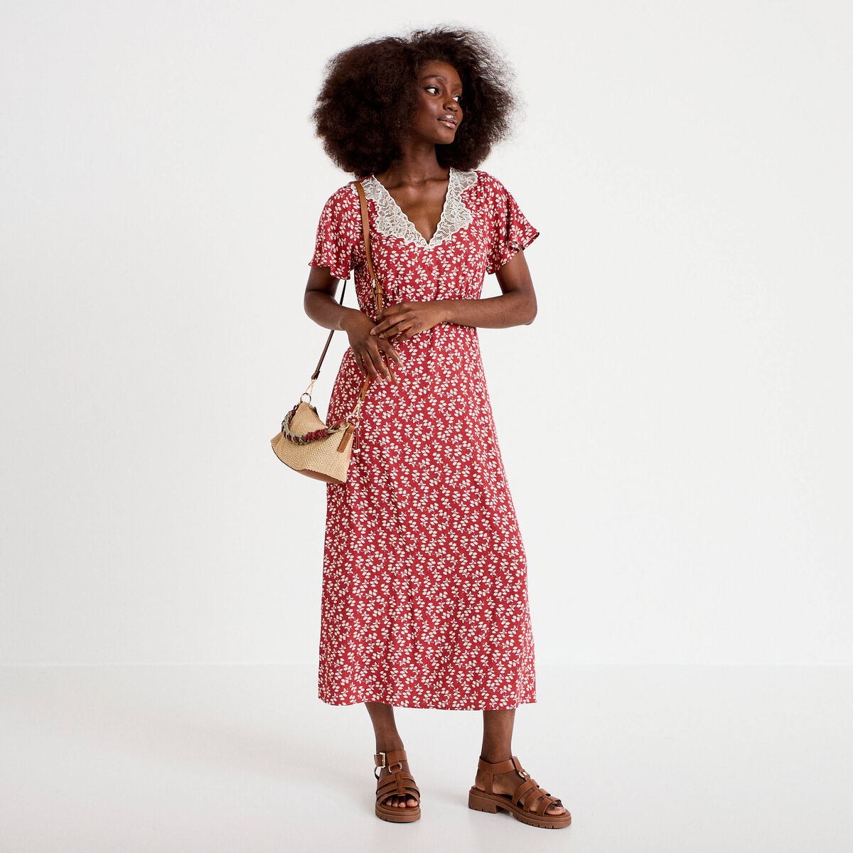 Robe longue &eacute;vas&eacute;e col v dentelle terracotta femme