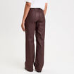 Pantalon droit enduit marron fonc&eacute; femme
