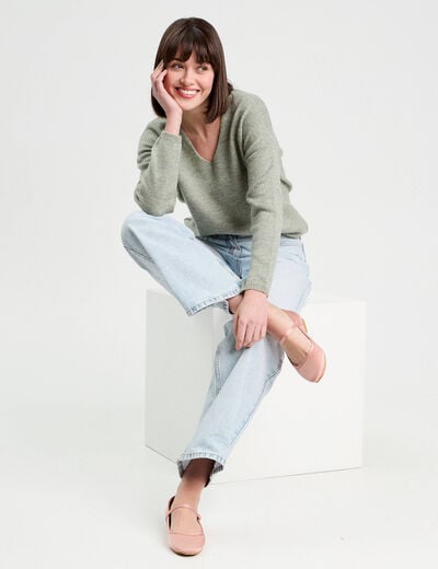 Pull manches longues col en V vert pastel femme