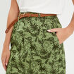 Jupe chino droite ceintur&eacute;e vert femme