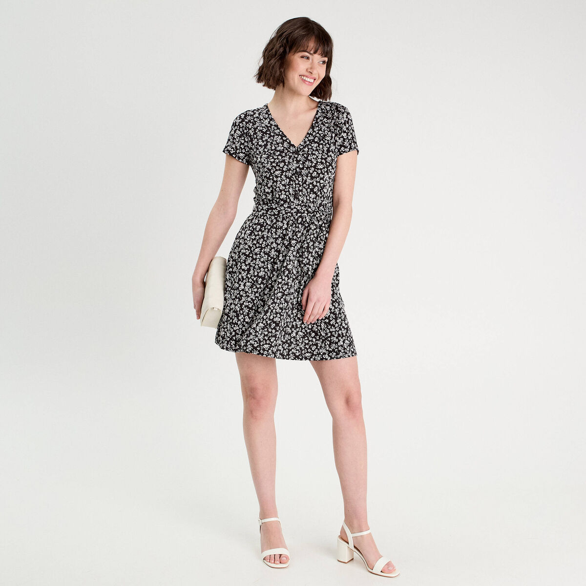 Robe évasée boutonnée noir femme