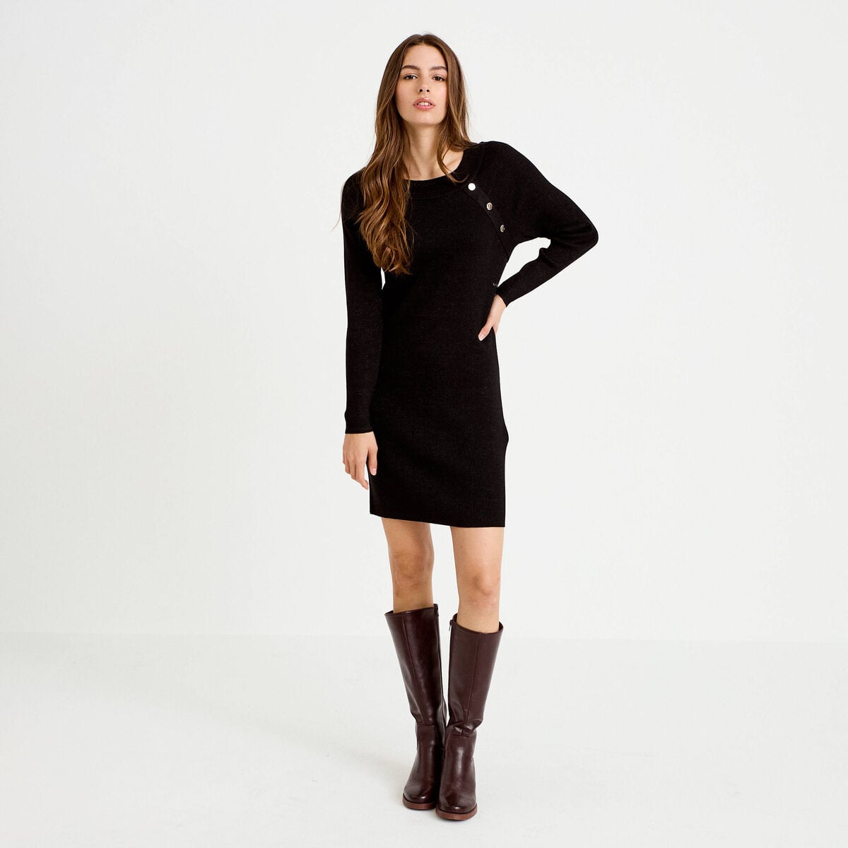 Robe pull ajust&eacute;e manches longues noir femme
