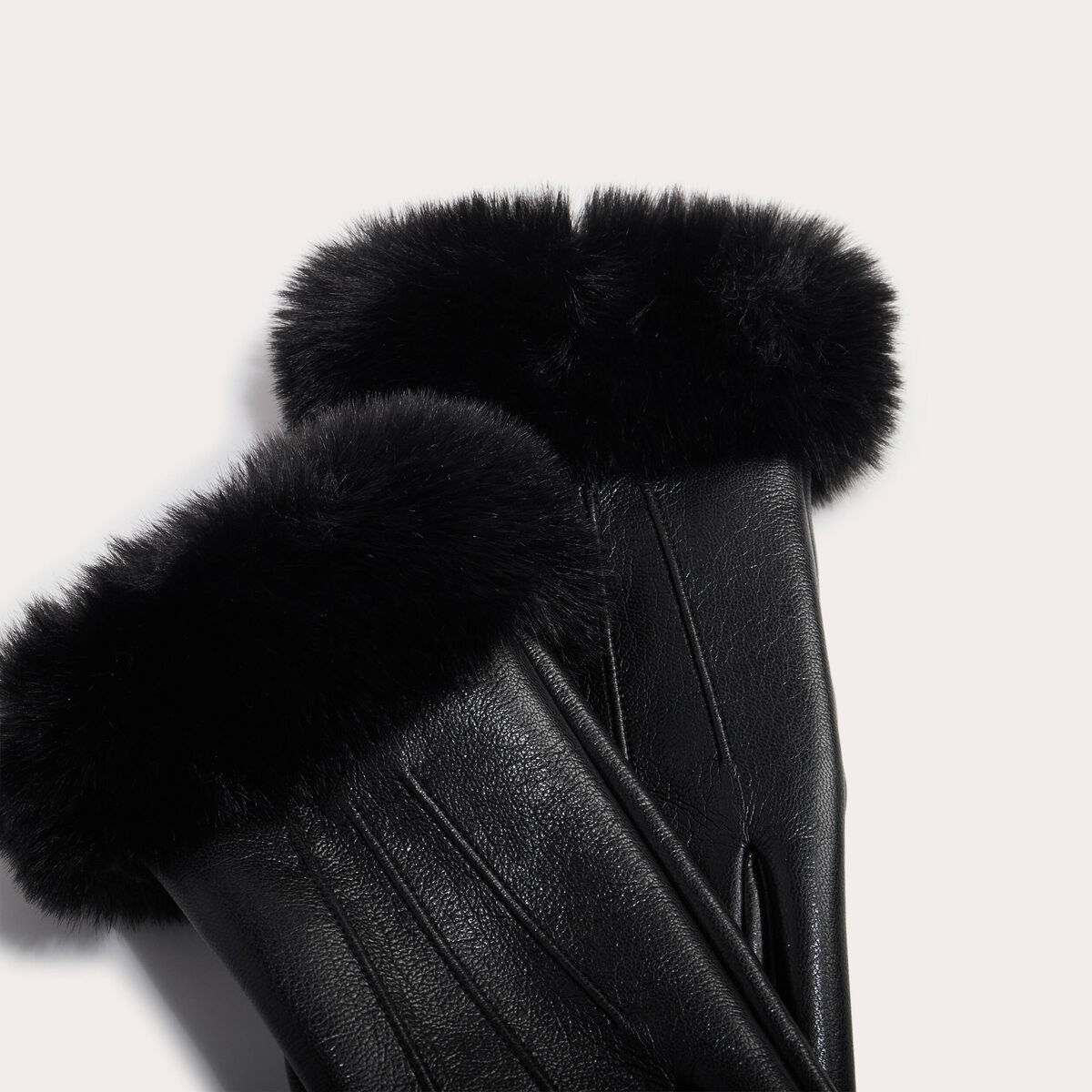 Gants d&eacute;tails fausse fourrure noir femme
