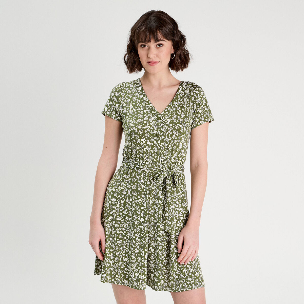 Robe évasée boutonnée vert kaki femme