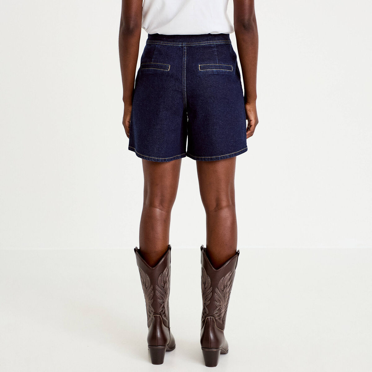 Short en jean denim brut femme