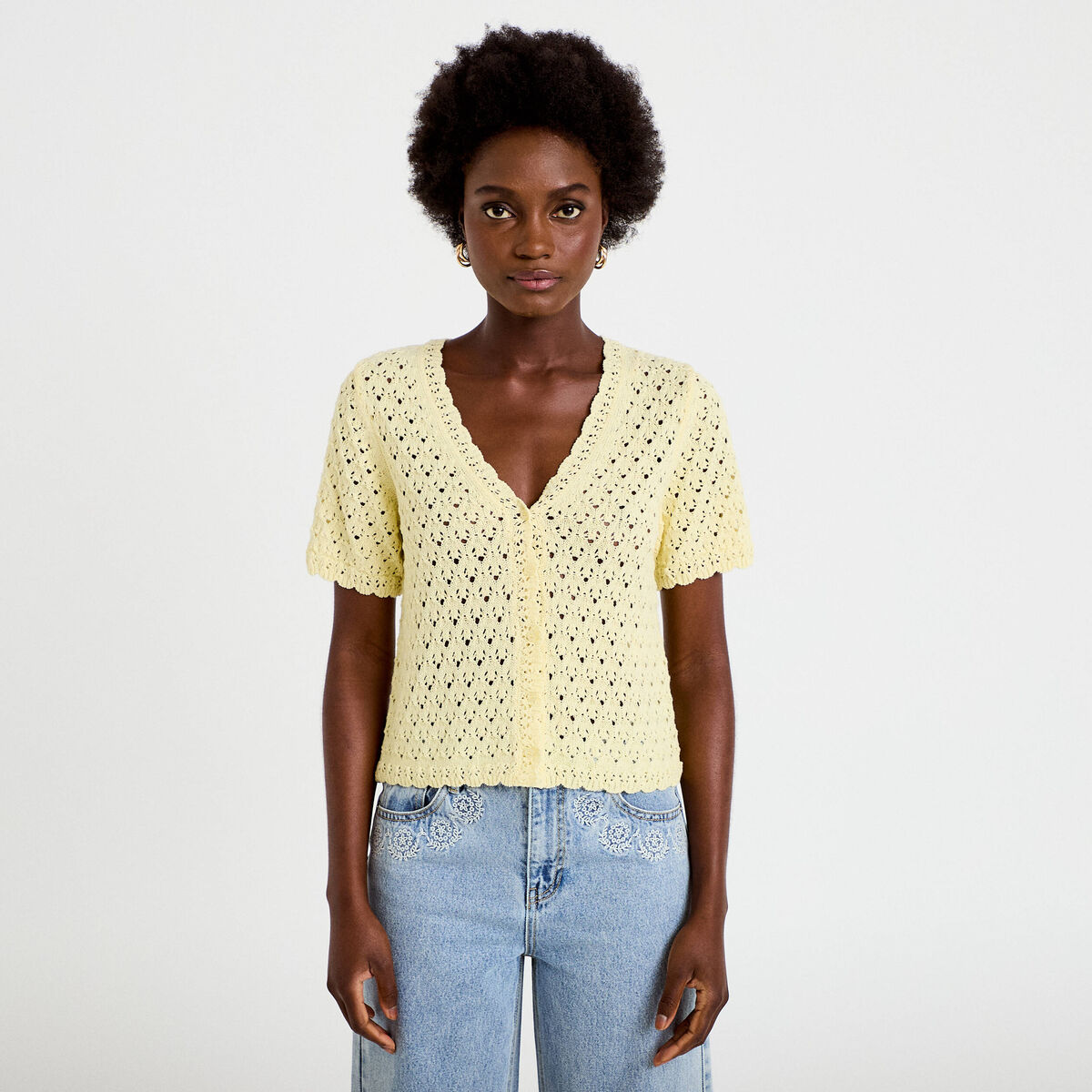 Gilet ajour&eacute; col v manches courtes jaune pastel femme