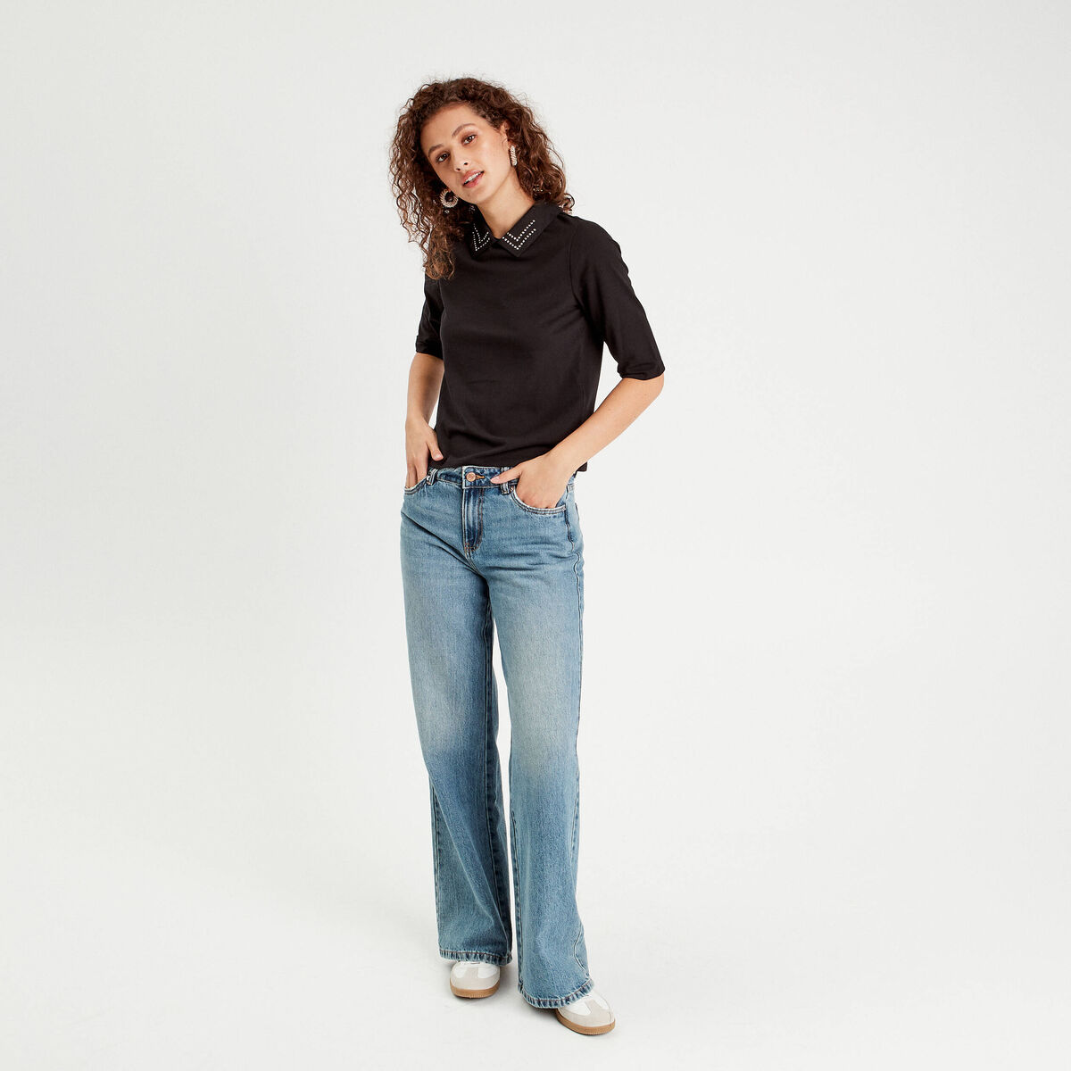 T-shirt col bijoux noir femme