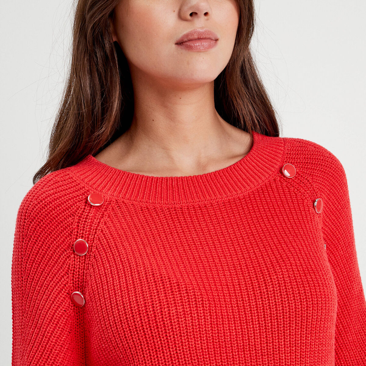 Pull avec boutons épaules rouge femme