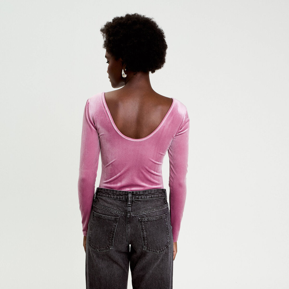 Body en velours d&eacute;collet&eacute; dos rose clair femme