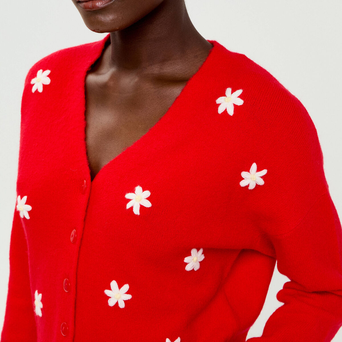 Gilet avec fleurs brod&eacute;es rouge femme