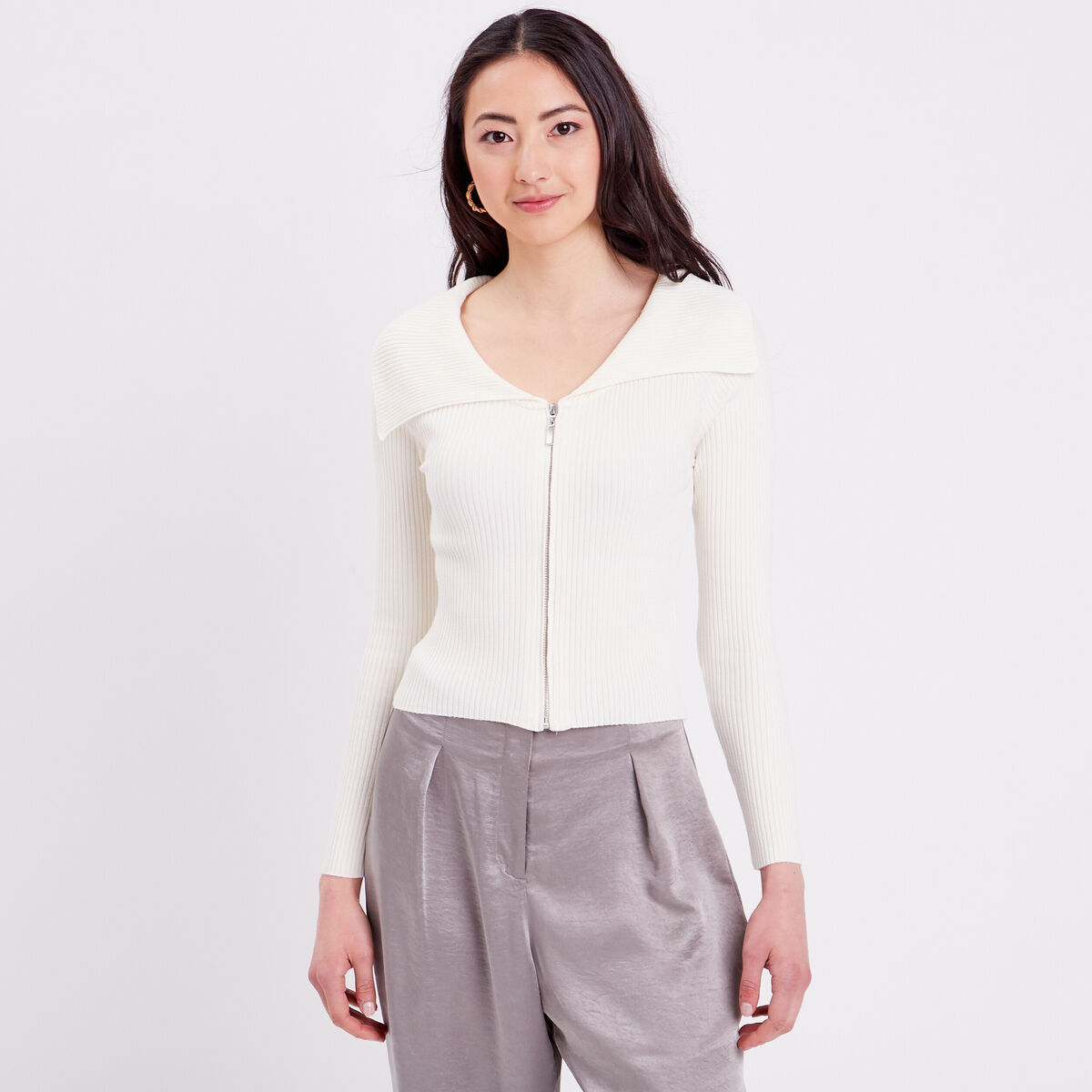 Gilet cropped zippé col bardot ecru femme