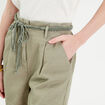 Short ample ceinture tressée vert kaki femme