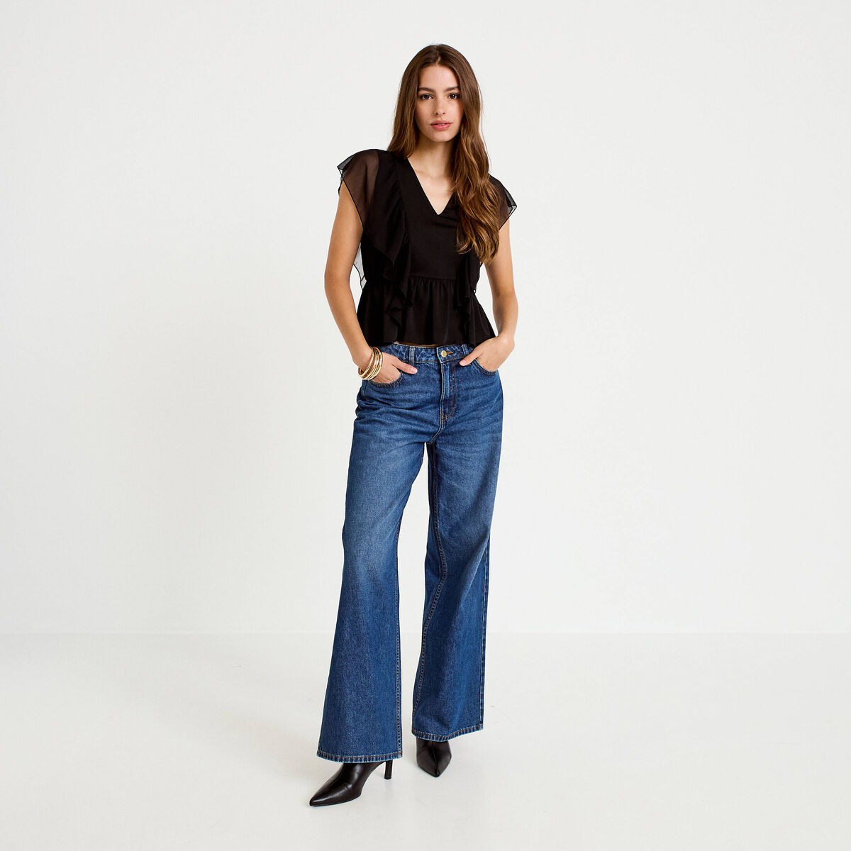 Blouse d&eacute;collet&eacute; voile manches courtes noir femme