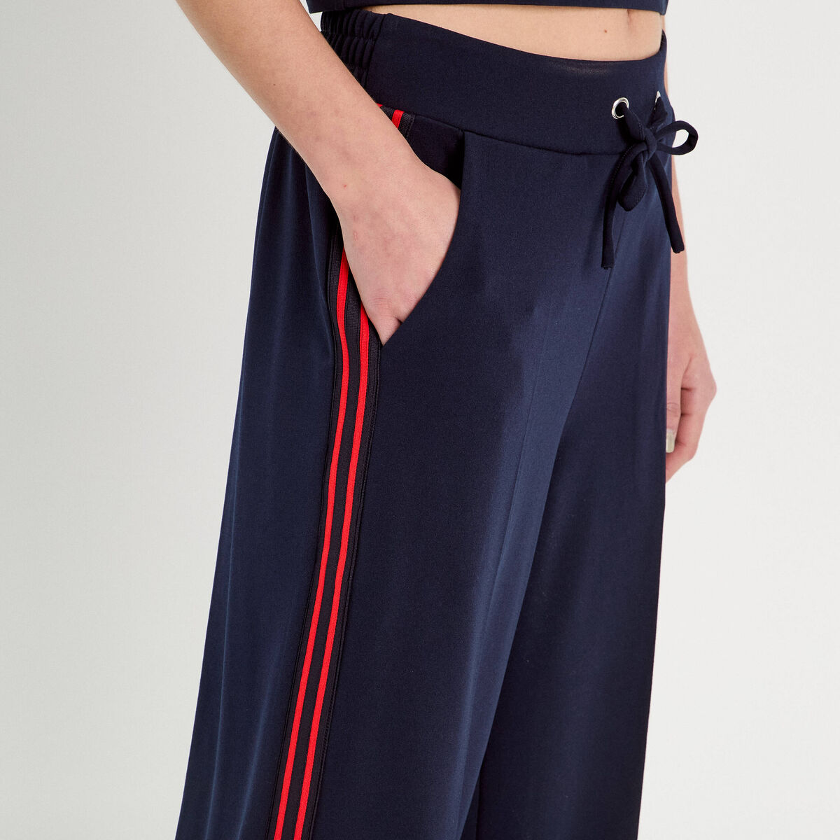 Pantalon large style jogging bleu marine femme