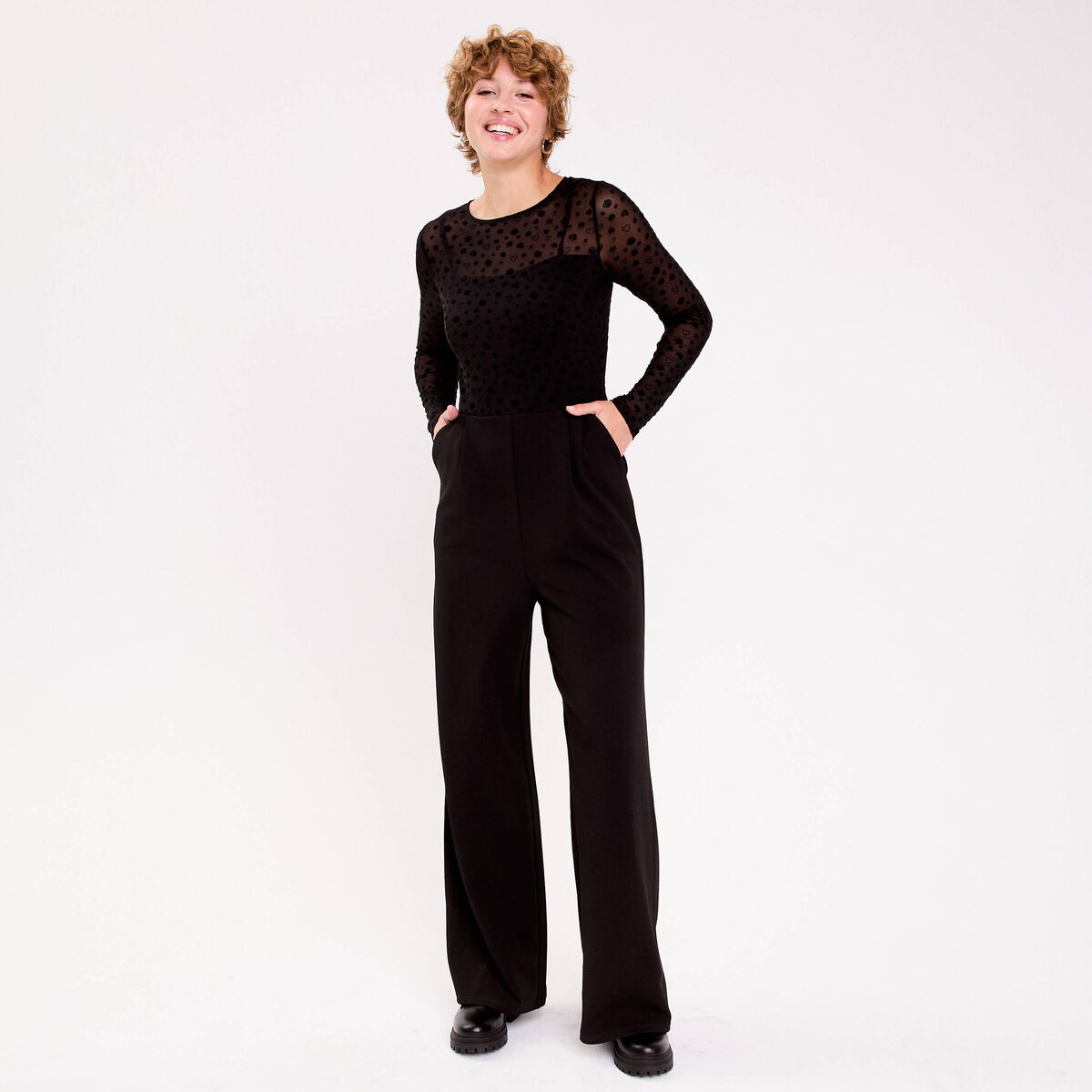 Combinaison aspect dentelle noir femme