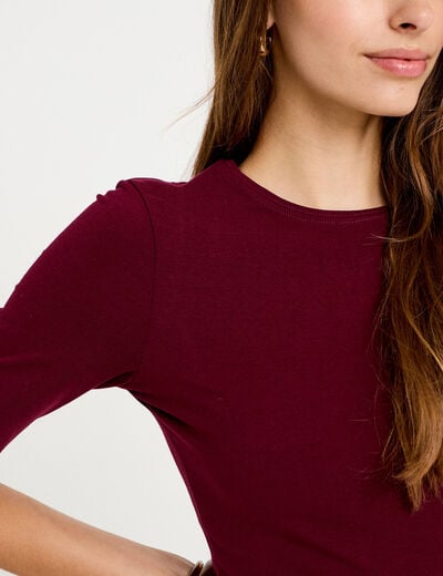 T-shirt ajust&eacute; col rond manches courtes bordeaux femme