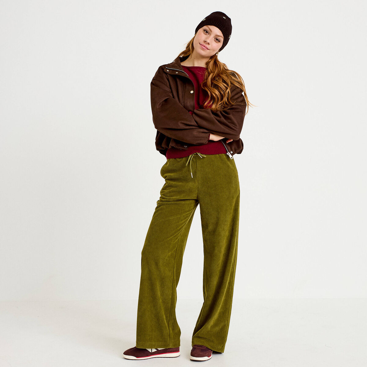 Pantalon jogging taille standard velours vert kaki femme