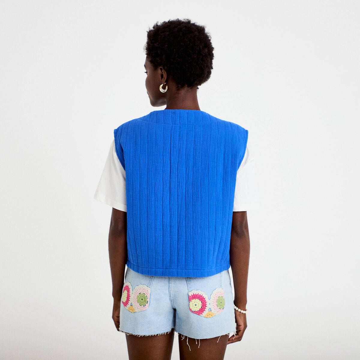 Gilet barman ample cropped pliss&eacute; bleu electrique femme