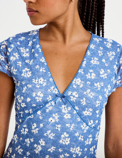 T-shirt ajust&eacute; court d&eacute;collet&eacute; dentelle bleu femme