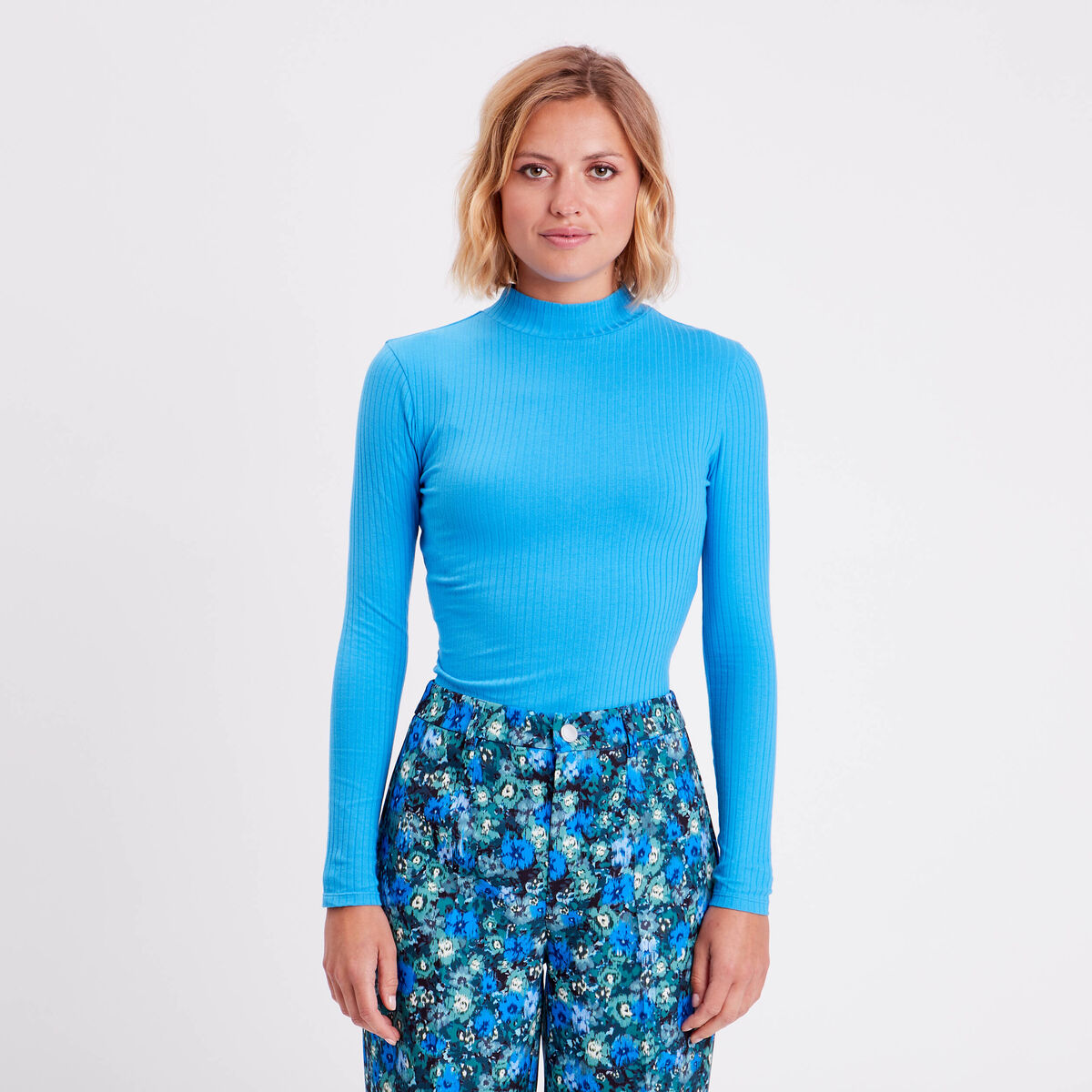 T-shirt c&ocirc;tel&eacute; col montant bleu femme