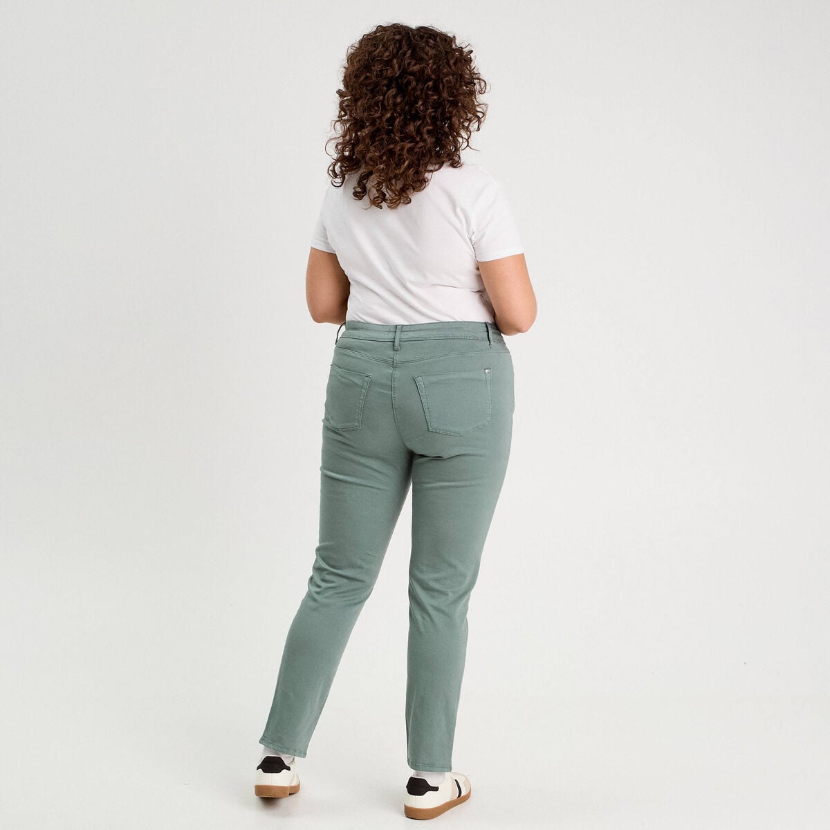 Jeans slim 5 poches vert fonc&eacute; femme