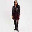 Robe courte &eacute;vas&eacute;e col v manches longues marron cognac femme