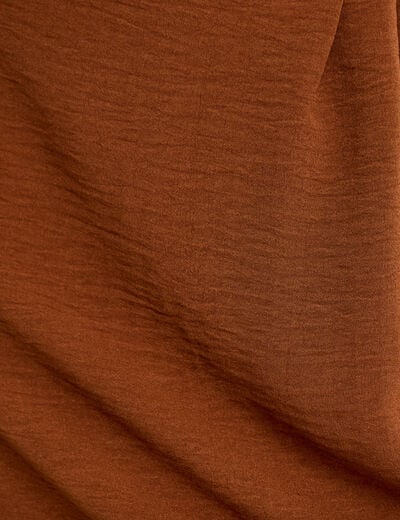 Jupe longue pliss&eacute;e avec bijou marron femme