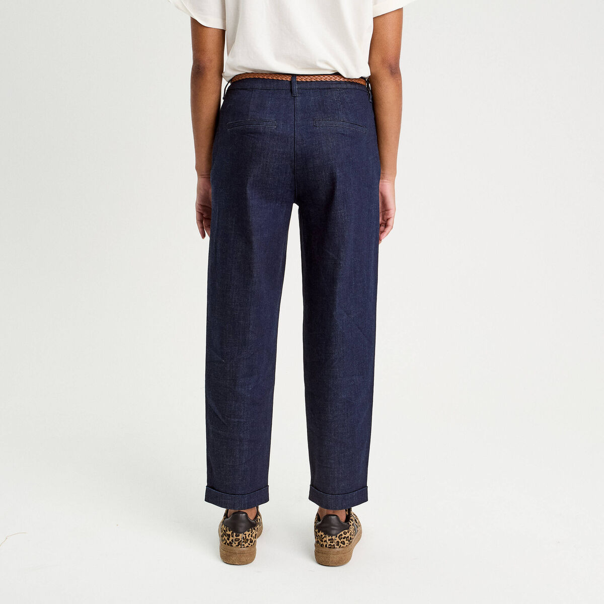 Jeans chino avec ceinture denim brut femme