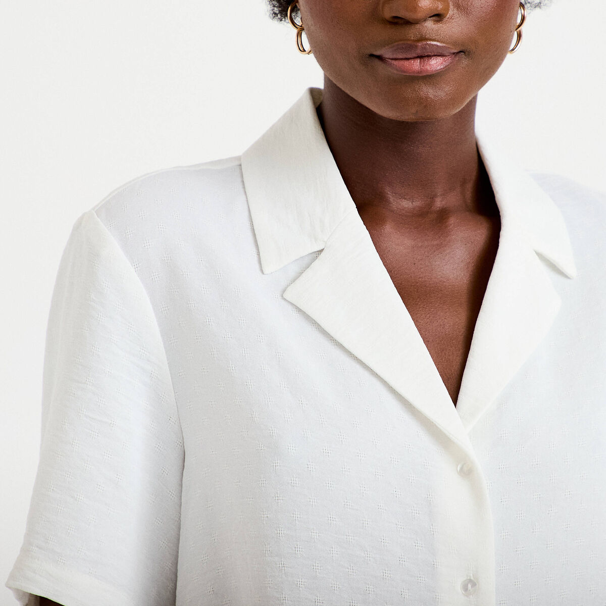 Chemise droite cropped col classique ecru femme