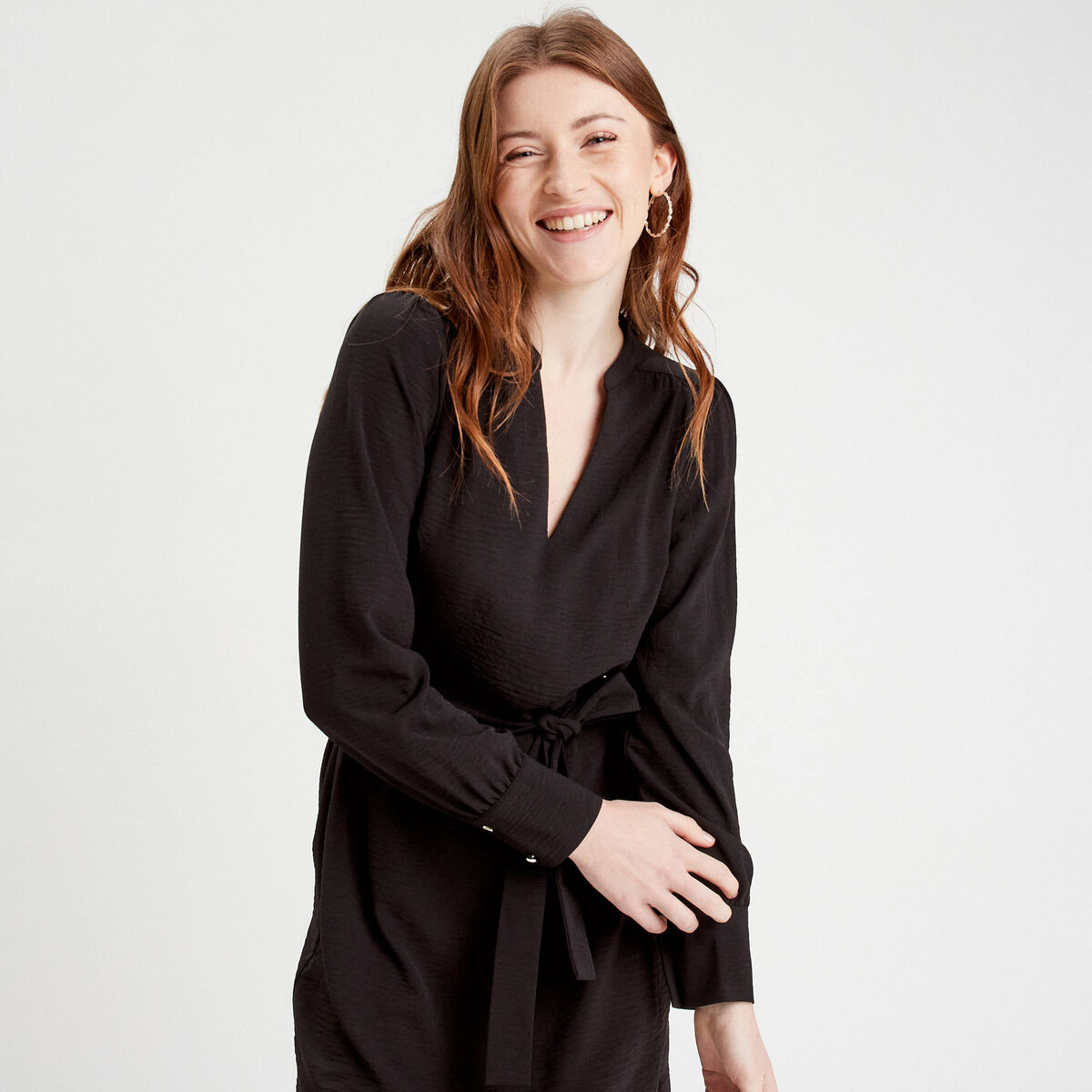 Robe droite ceinturée noir femme
