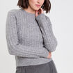 Pull ajust&eacute; col rond manches longues gris fonc&eacute; femme