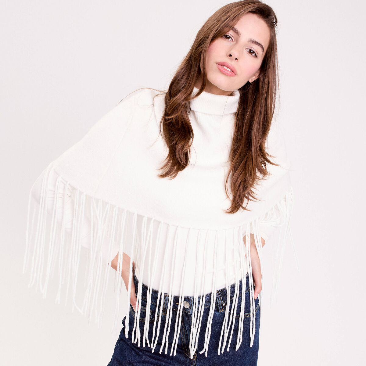 Poncho &agrave; franges ecru femme