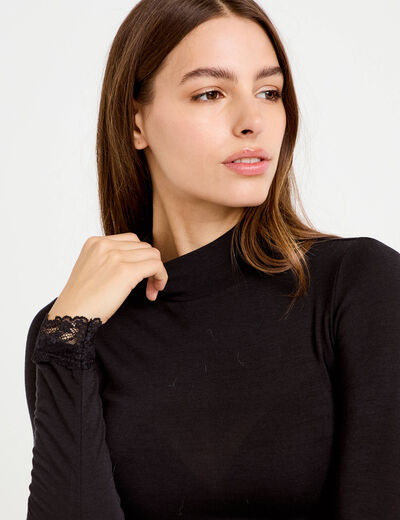 T-shirt ajust&eacute; col roul&eacute; dentelle noir femme