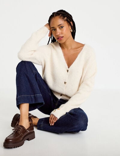 Gilet court avec boutons coeur sable femme