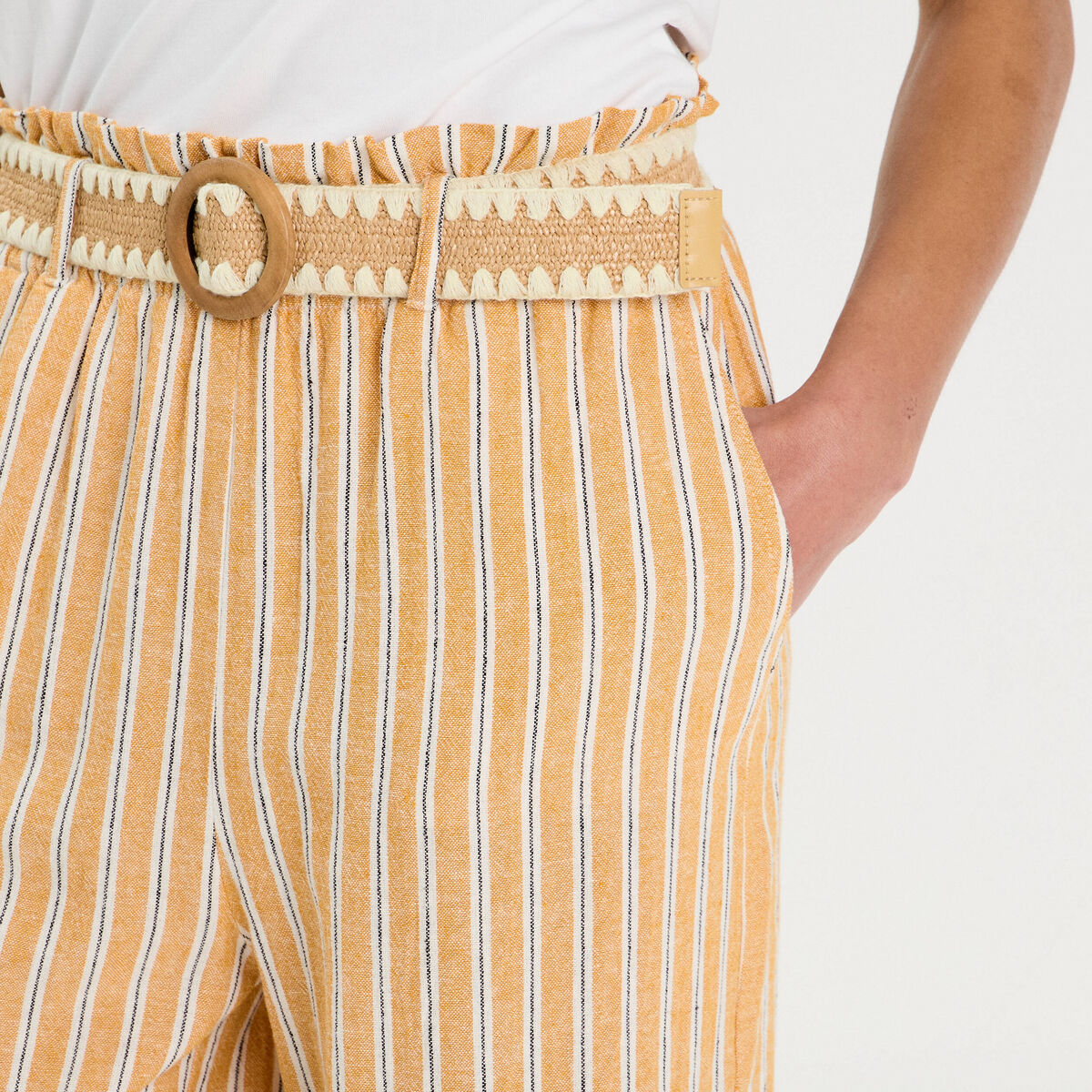 Pantalon large ceinturé contenant du lin jaune femme
