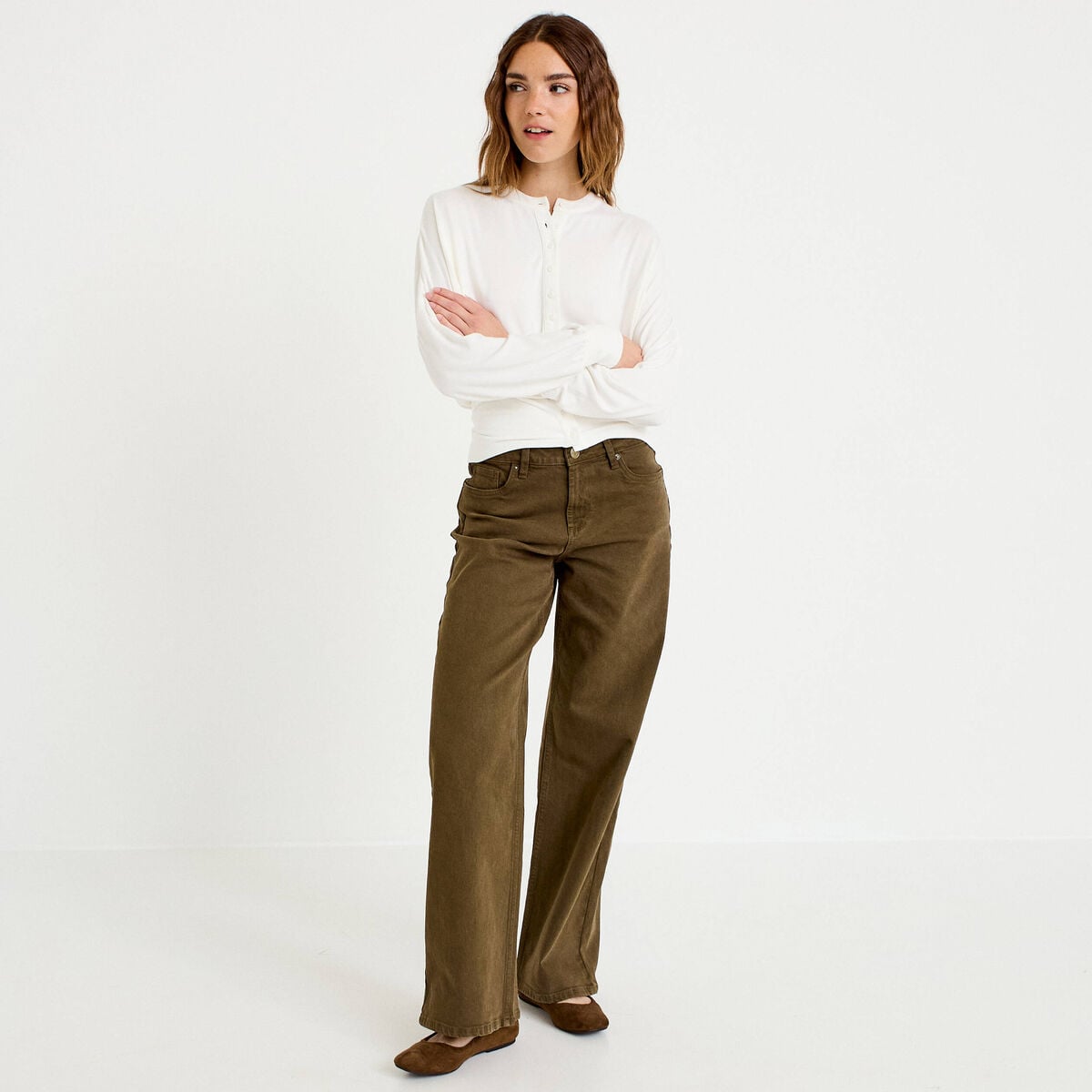 Gilet bas resserr&eacute; manches longues ecru femme