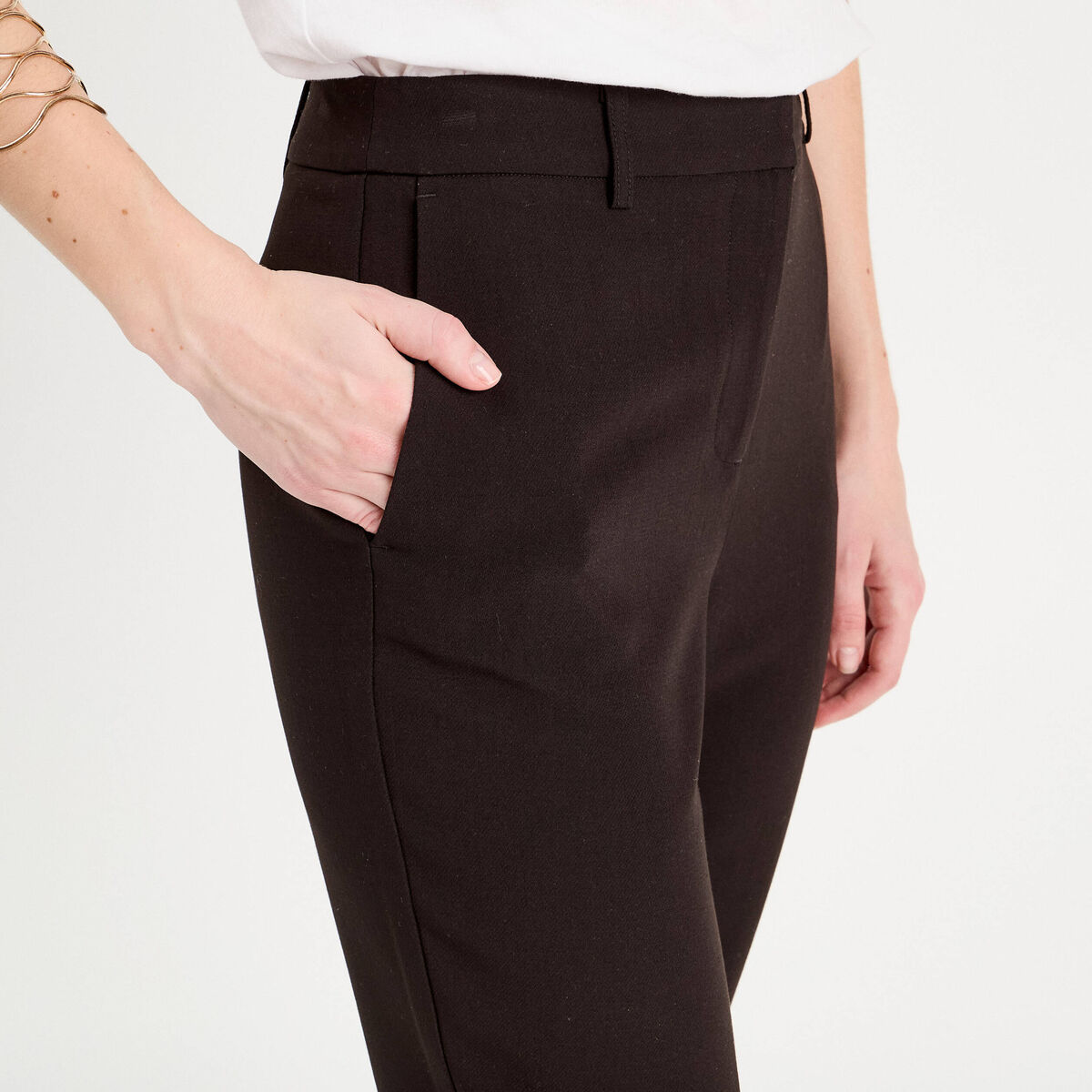 Pantalon slim noir femme
