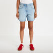Bermuda regular 5 poches en jean denim bleach femme