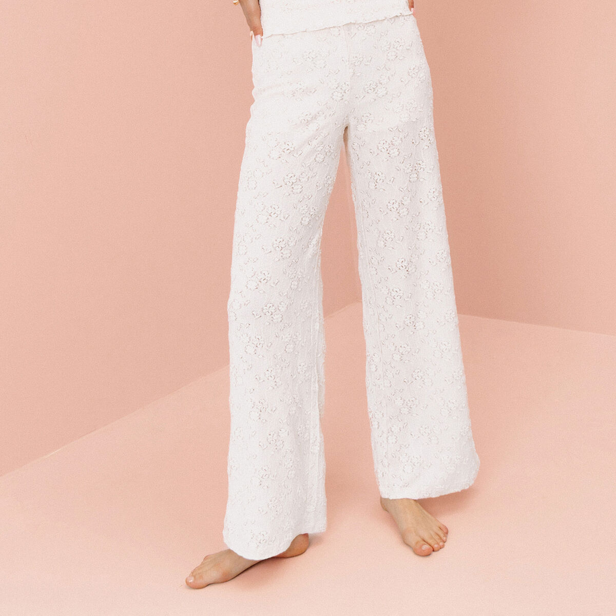 Pantalon large ajouré ecru femme