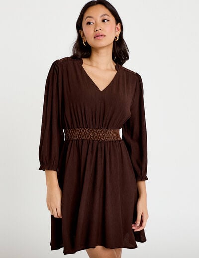 Robe courte &eacute;vas&eacute;e col v manches 3/4 marron fonc&eacute; femme