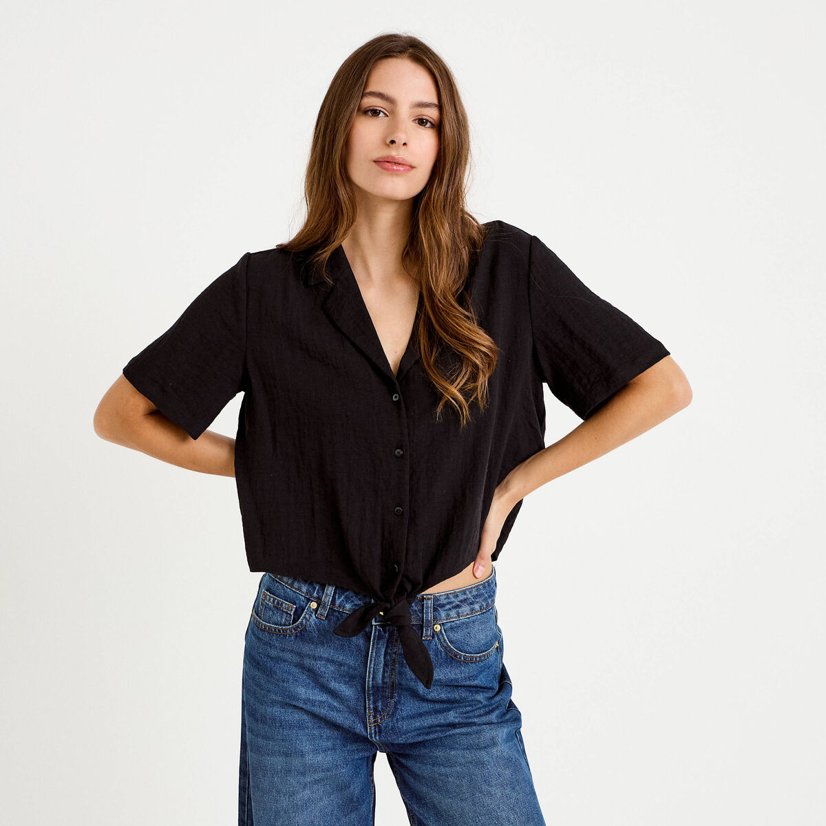 Chemise droite pliss&eacute;e manches courtes noir femme