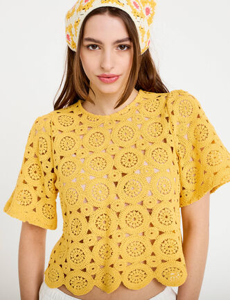 T-shirt macram&eacute; col rond jaune femme