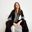 Blouse brod&eacute;e col tunisien noir femme