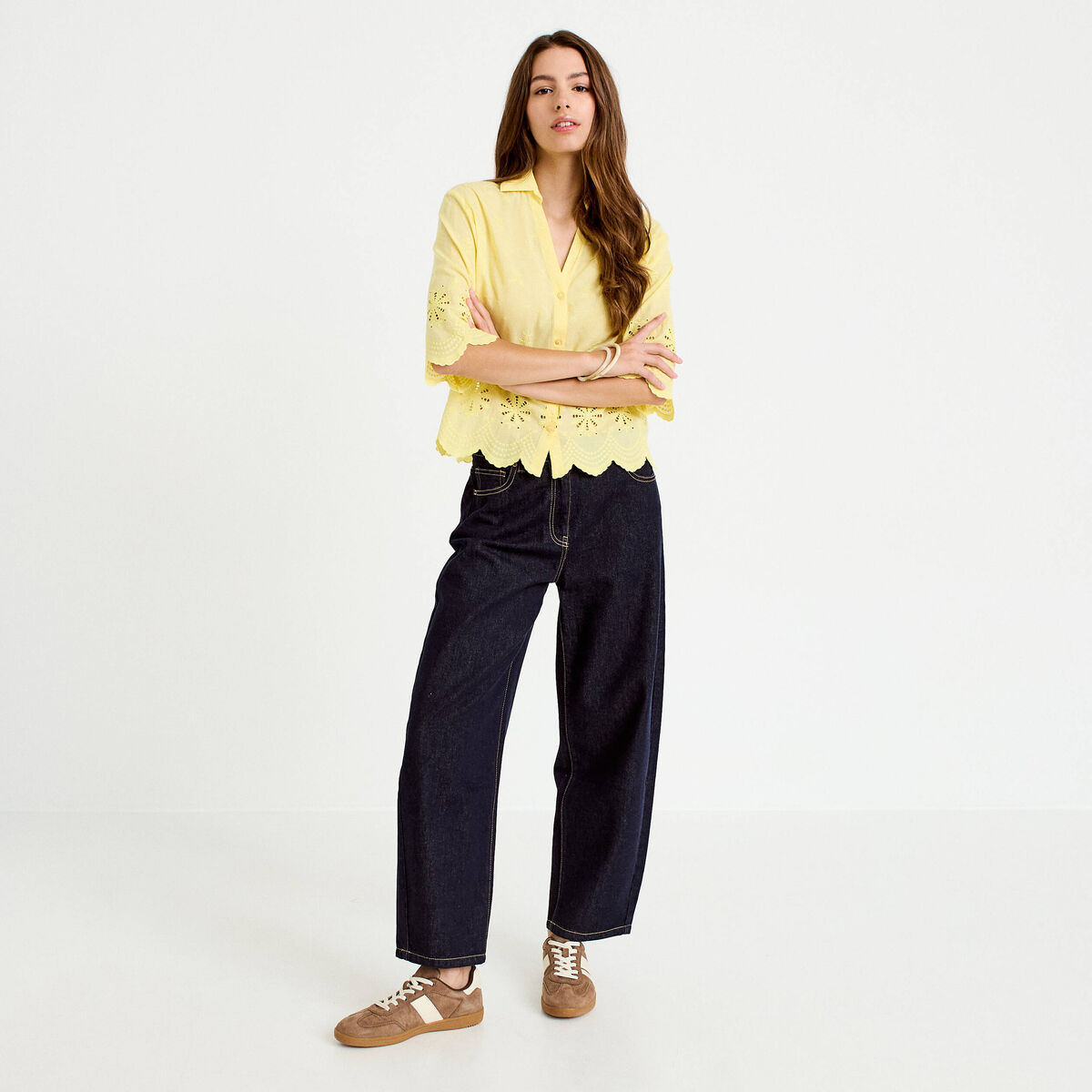 Chemise droite col classique manches 3/4 jaune pastel femme