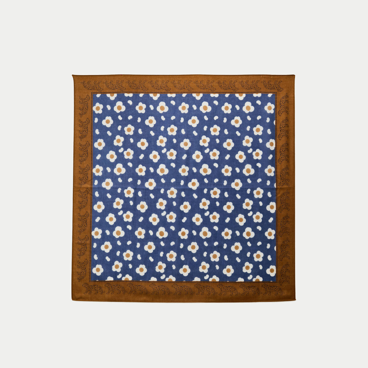 Foulard bleu fonc&eacute; femme