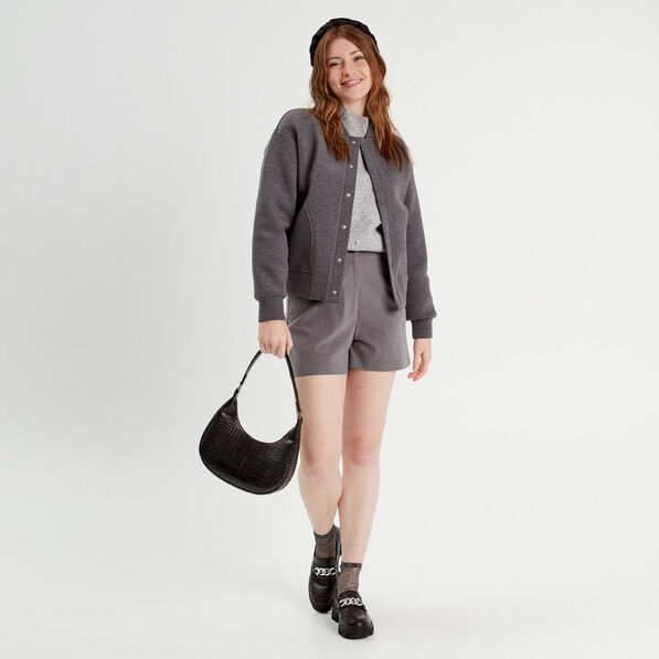 short large avec pinces gris fonce femme Short large avec pinces gris foncé femme